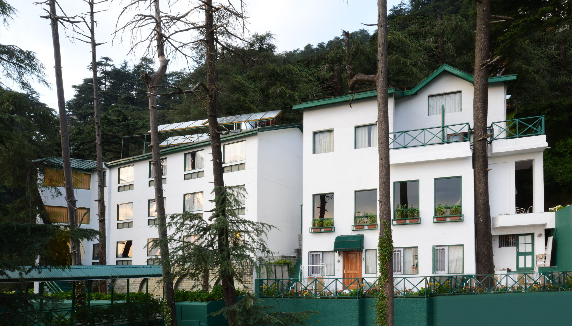 Honeymoon Inn Mussoorie Exteriör bild